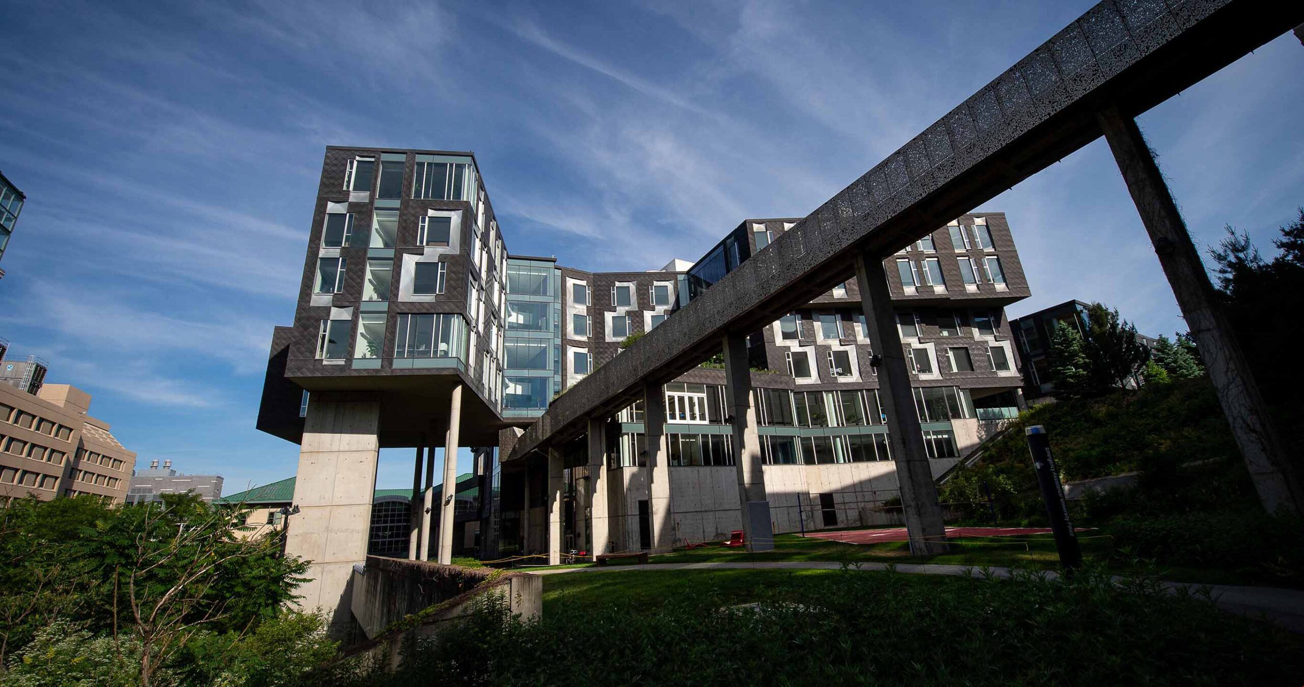 卡内基梅陇大学计算机科学学院.jpeg